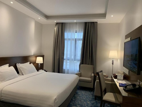 Zaha Al Munawara Hotel image 27